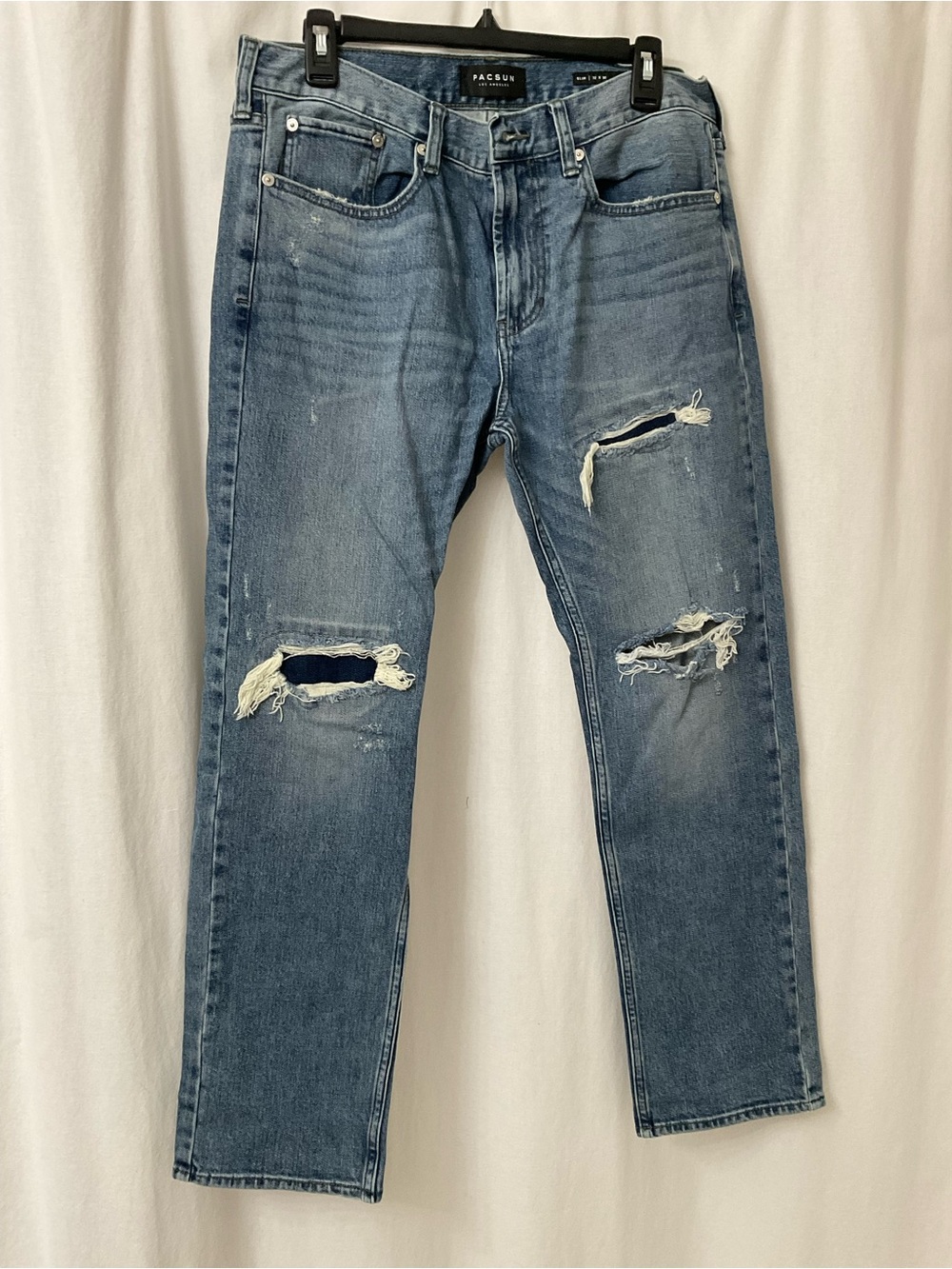 PacSun Men’s Light Blue Slim Straight Distressed Jeans